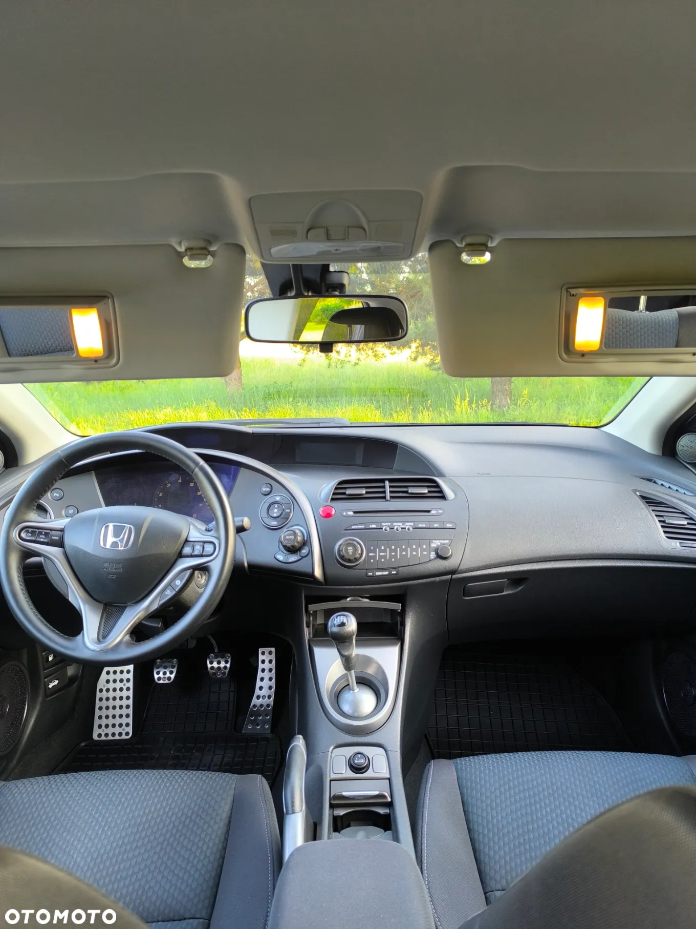 Honda Civic 1.8 Comfort - 21