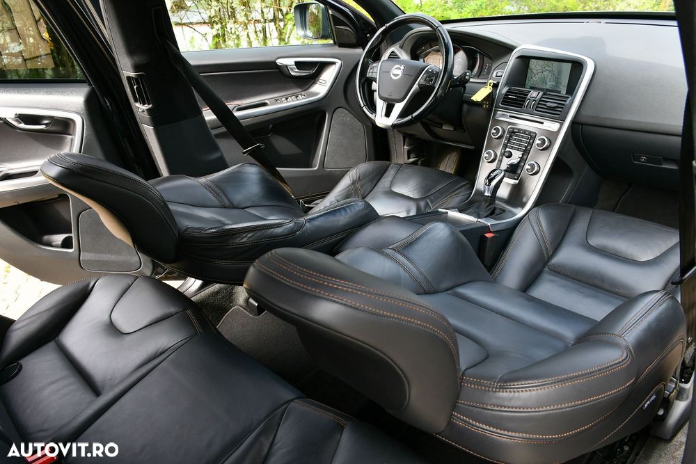 Volvo XC 60 D4 AWD Geartronic Momentum - 7