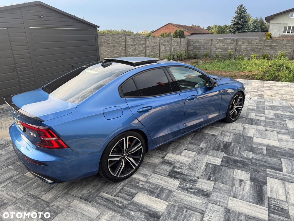 Volvo S60 T5 AWD R-Design - 1