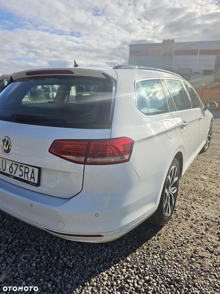 Volkswagen Passat - 7