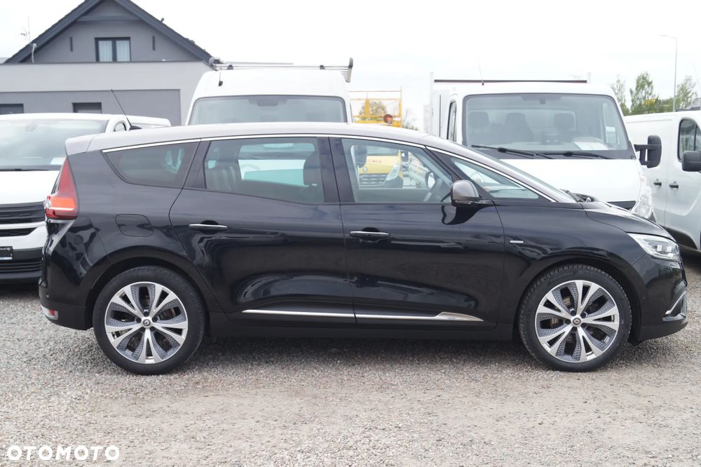 Renault Grand Scenic - 10