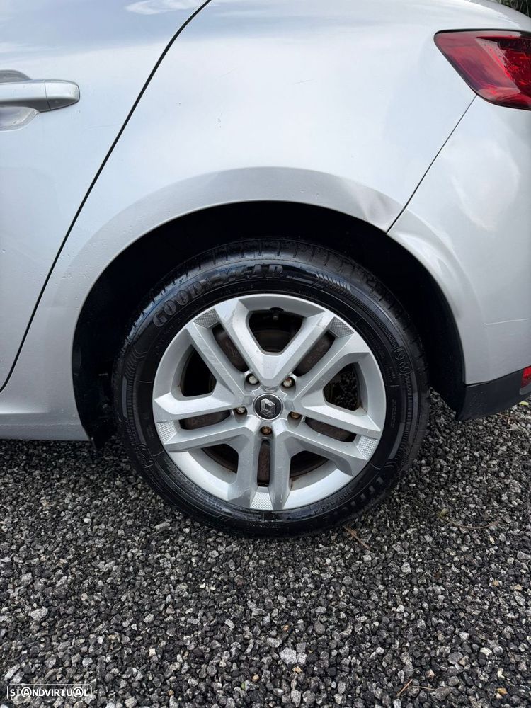 Renault Mégane 1.5 dCi Confort SS - 13