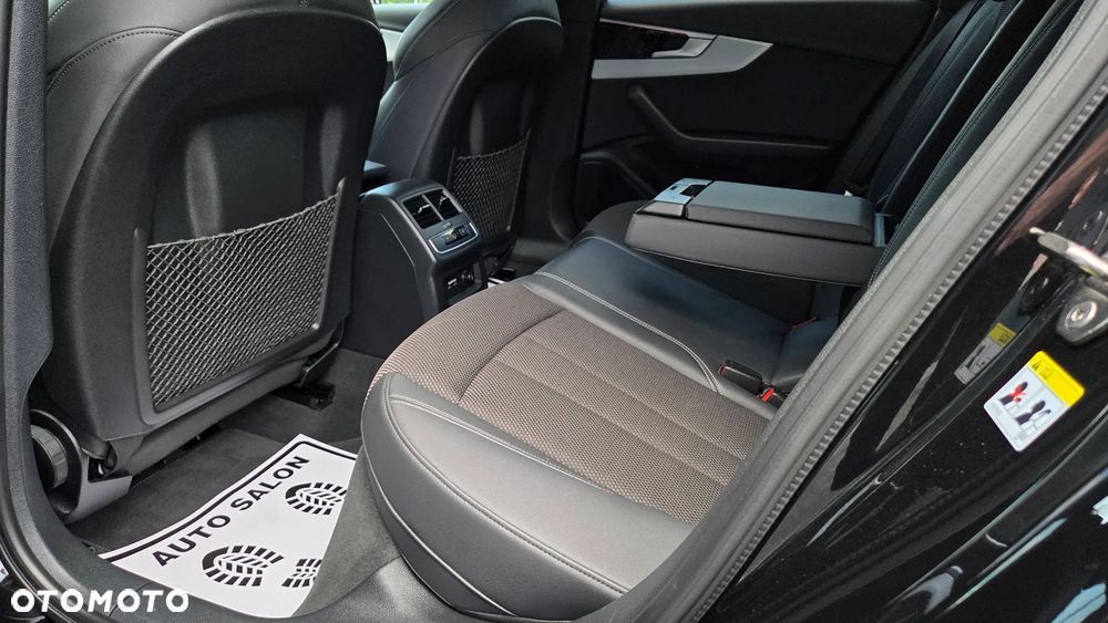 Audi A4 Limousine - 13