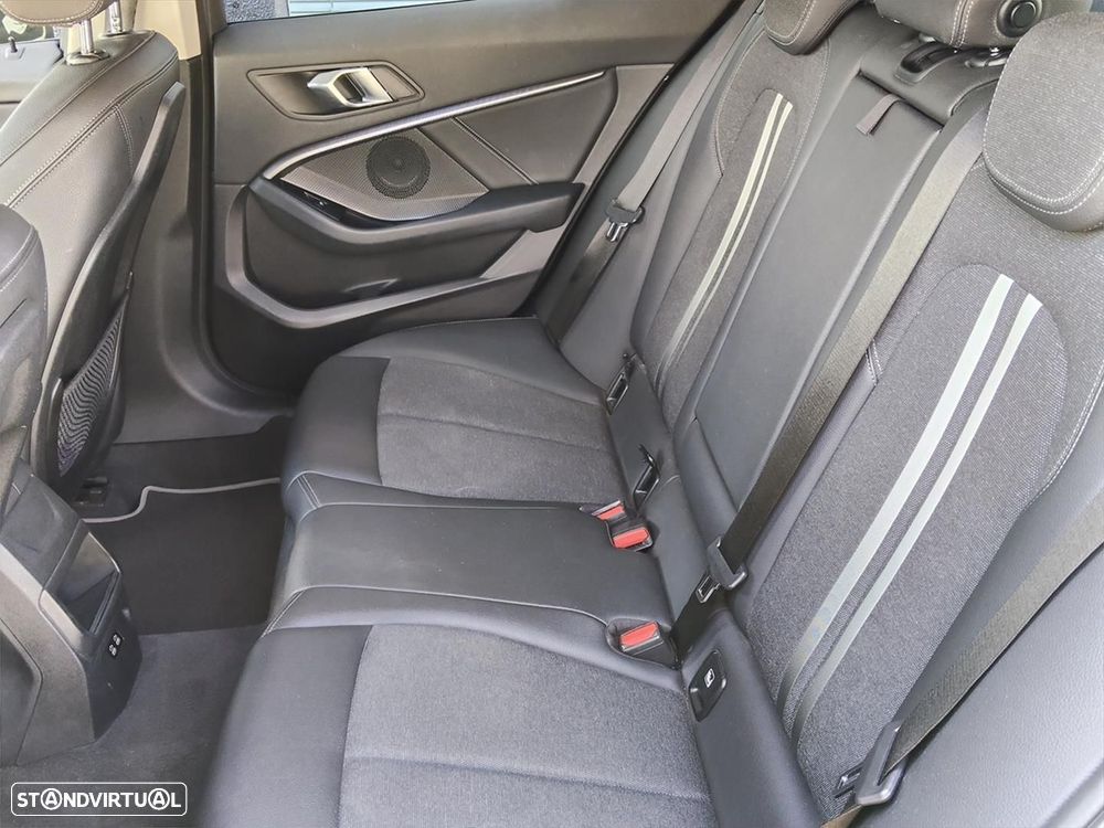 BMW 116 d Line Sport - 11