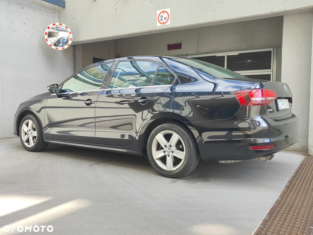 Volkswagen Jetta 1.4 TSI BMT Comfortline - 5