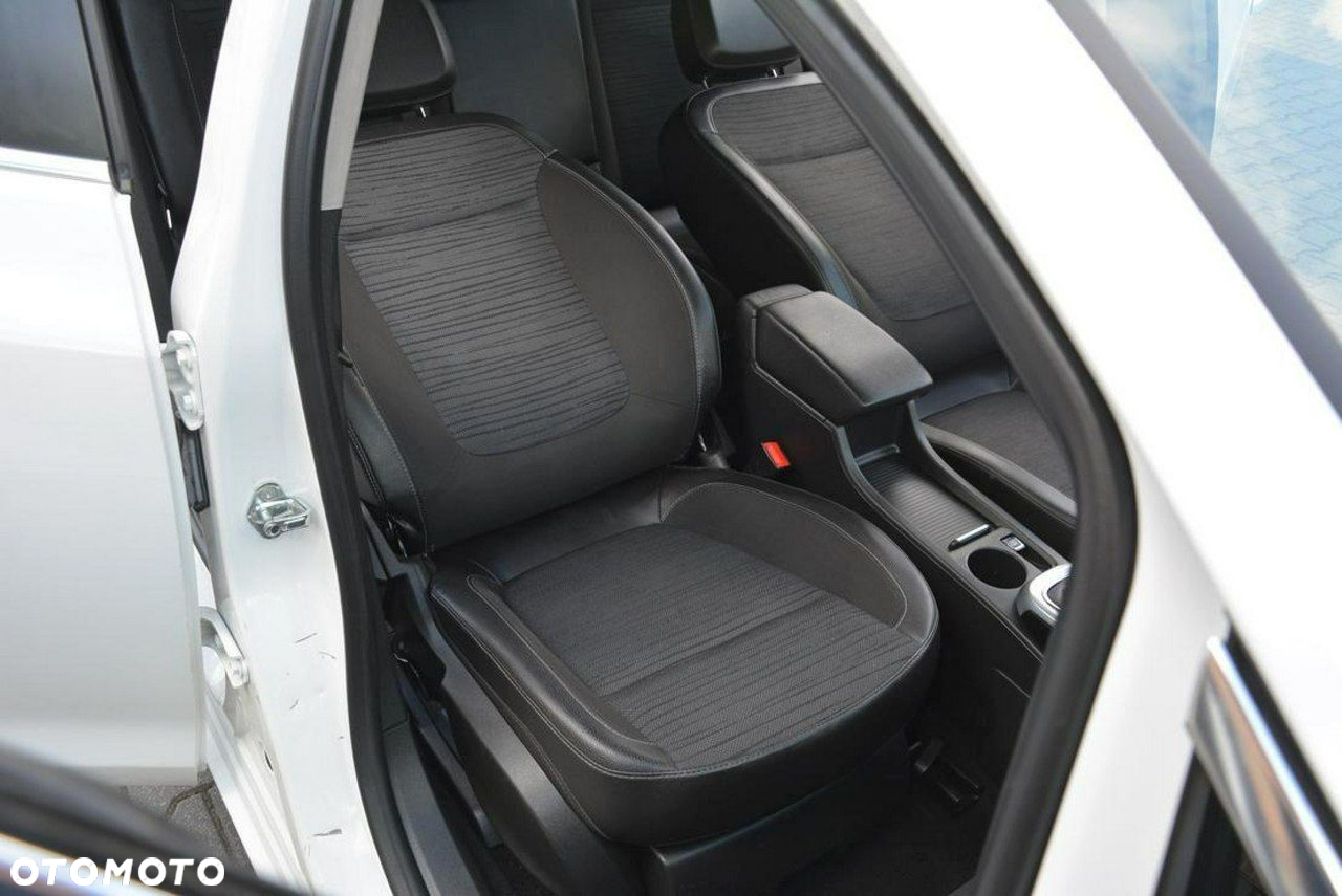 Opel Astra 1.4 Turbo Cosmo - 17