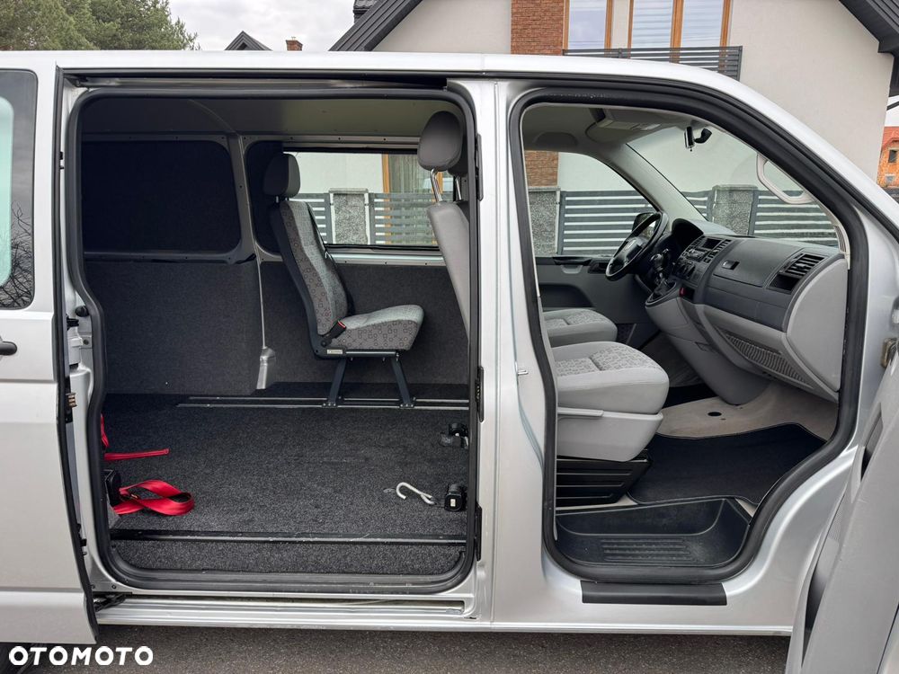 Volkswagen Transporter - 21