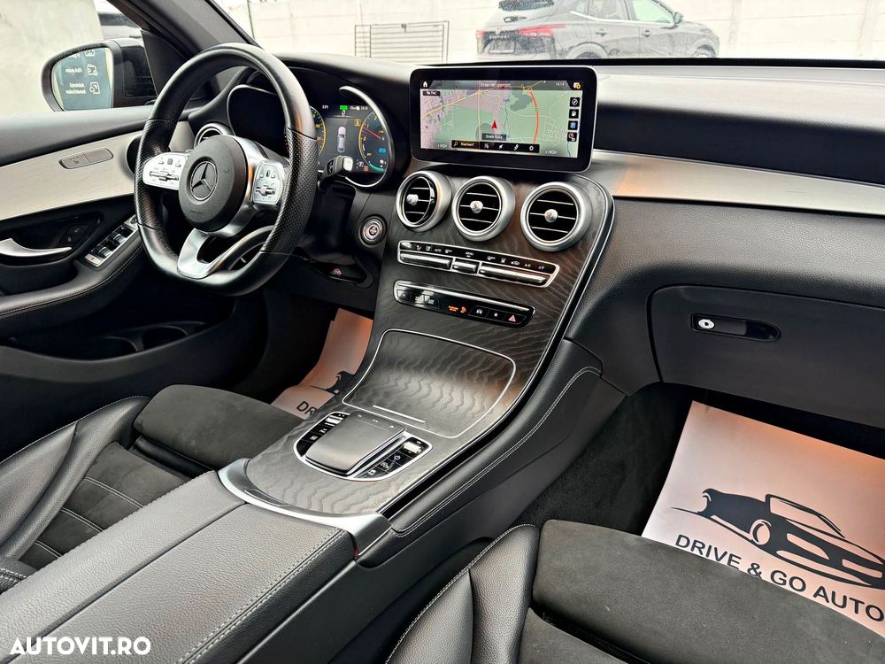Mercedes-Benz GLC Coupe 300 de 4Matic 9G-TRONIC AMG Line - 8