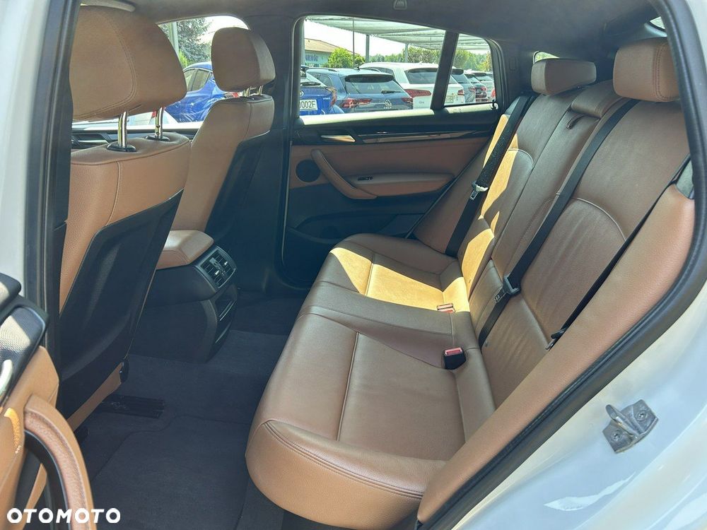 BMW X4 xDrive28i xLine - 17