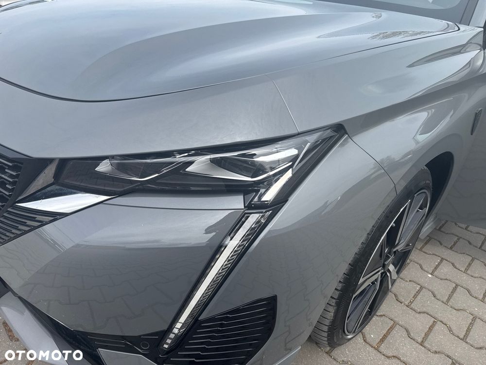 Peugeot 308 Hybrid 136e-DSC6 GT - 12