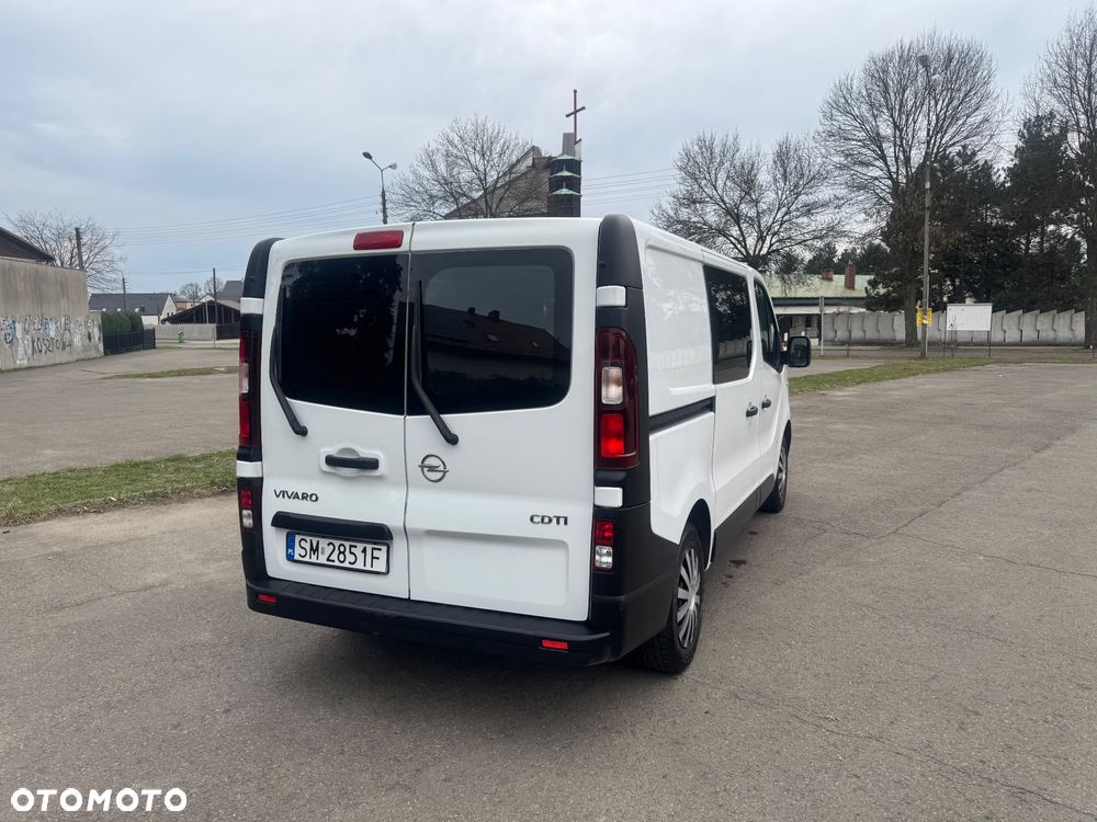 Opel Vivaro - 10