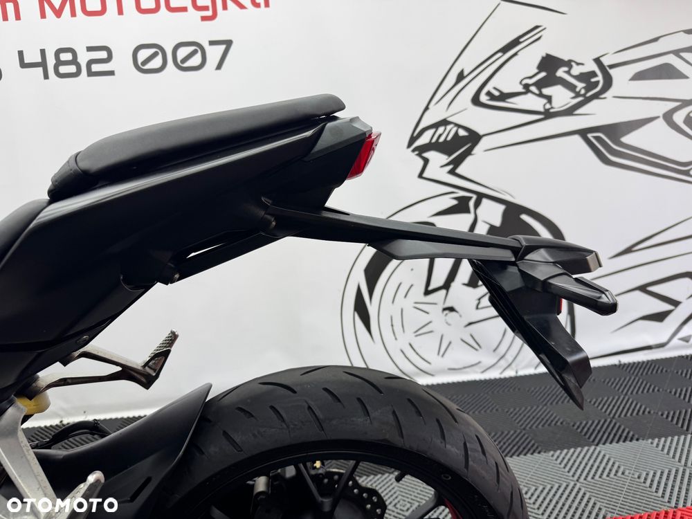 Honda CB - 16