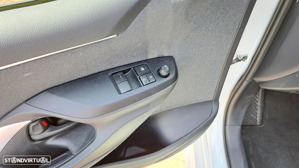 Toyota Yaris 1.0 VVT-i Comfort Plus - 19