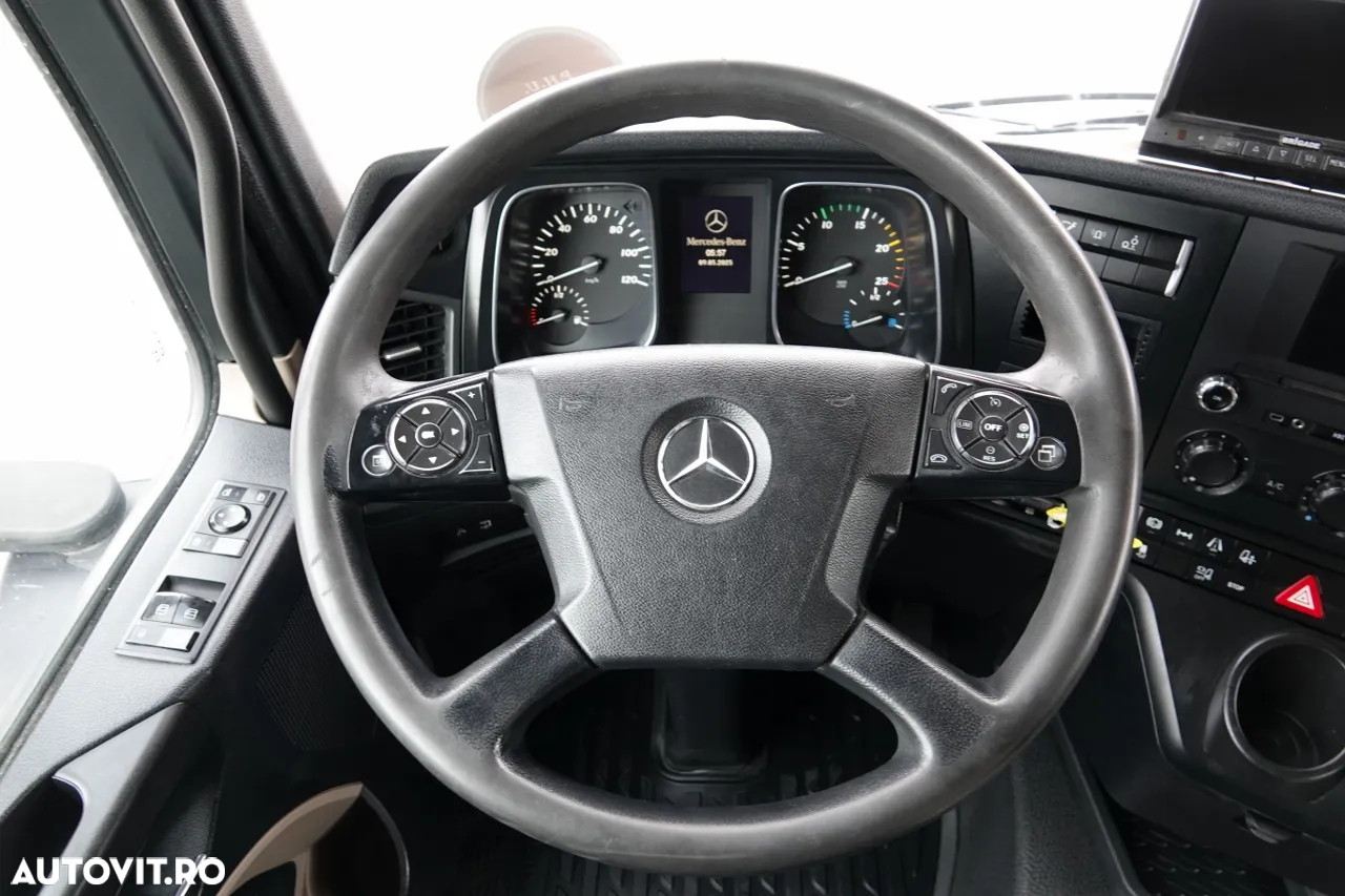 Mercedes-Benz ACTROS 1843 / RETARDER / HIDRAULIC / LOW CABIN / 2017 - 29