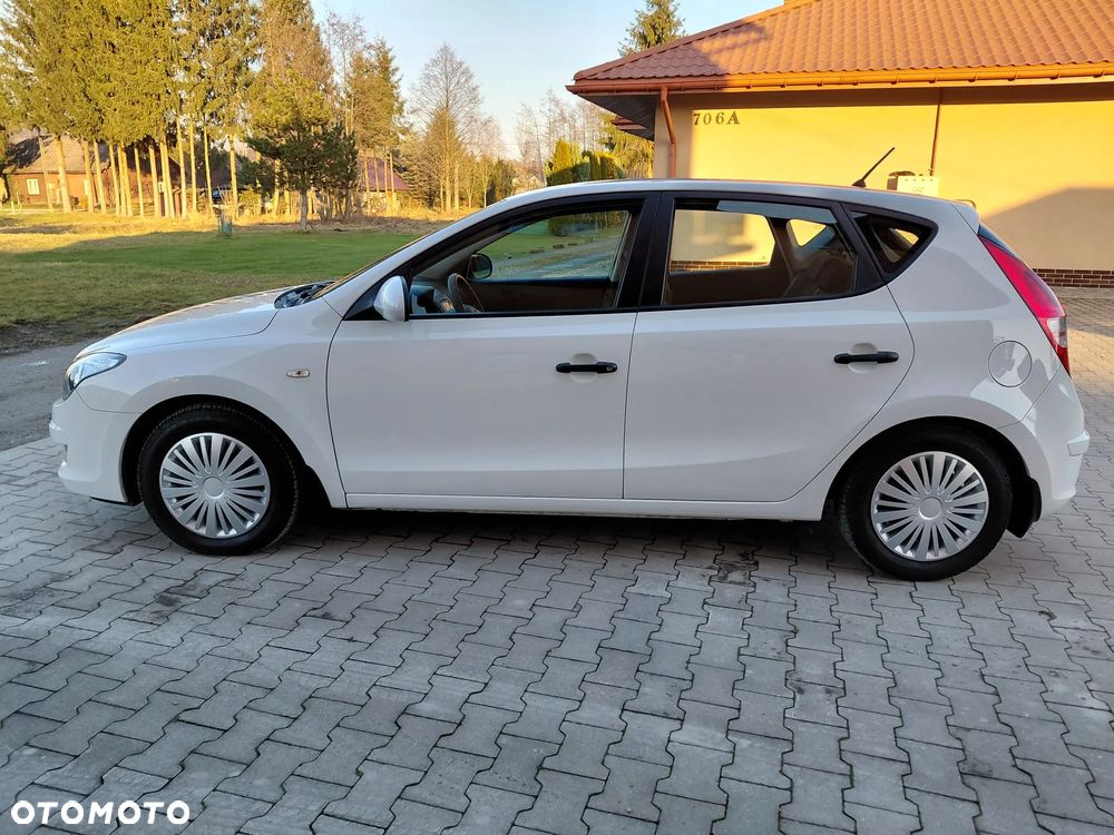 Hyundai i30 1.4 Blue Classic - 8