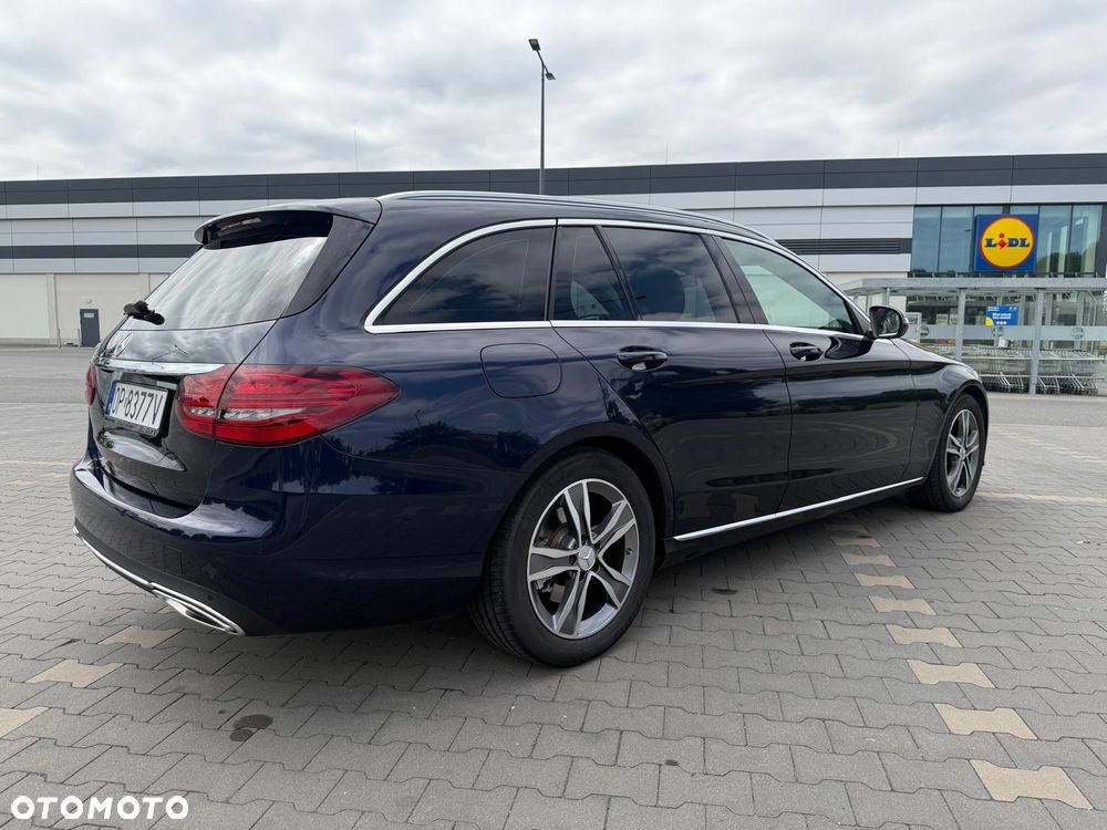 Mercedes-Benz Klasa C 300 9G-TRONIC Avantgarde - 8