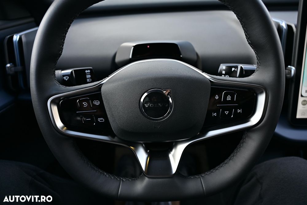 Volvo EX30 Single Motor Extended Range RWD Core - 19