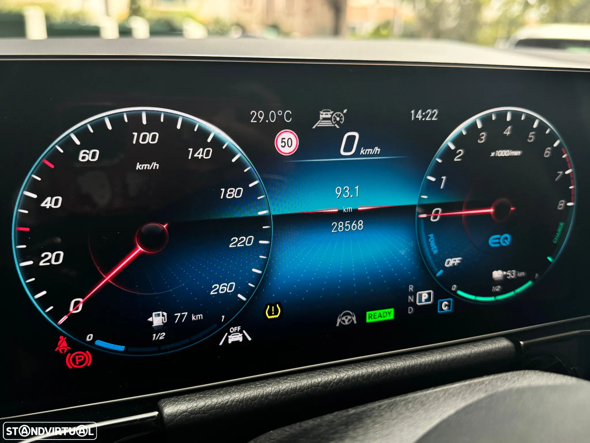Mercedes-Benz GLA 250 e AMG Line - 12