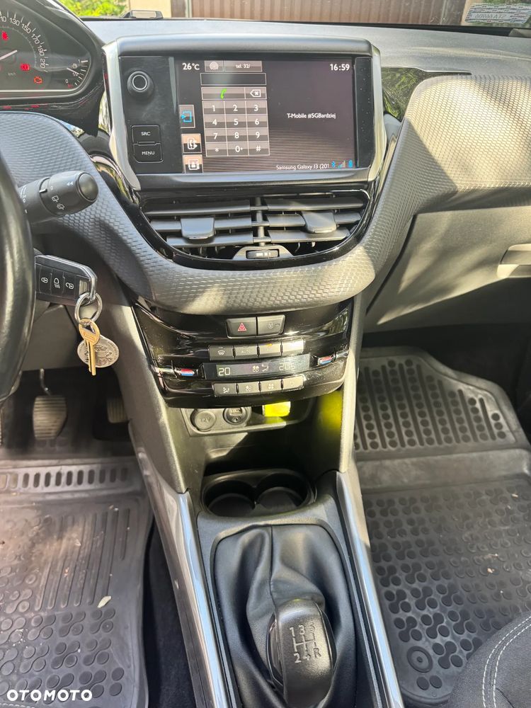 Peugeot 2008 1.2 Pure Tech Access EU6 - 3
