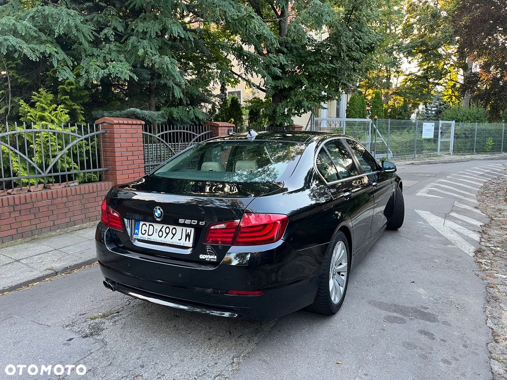 BMW Seria 5 - 12