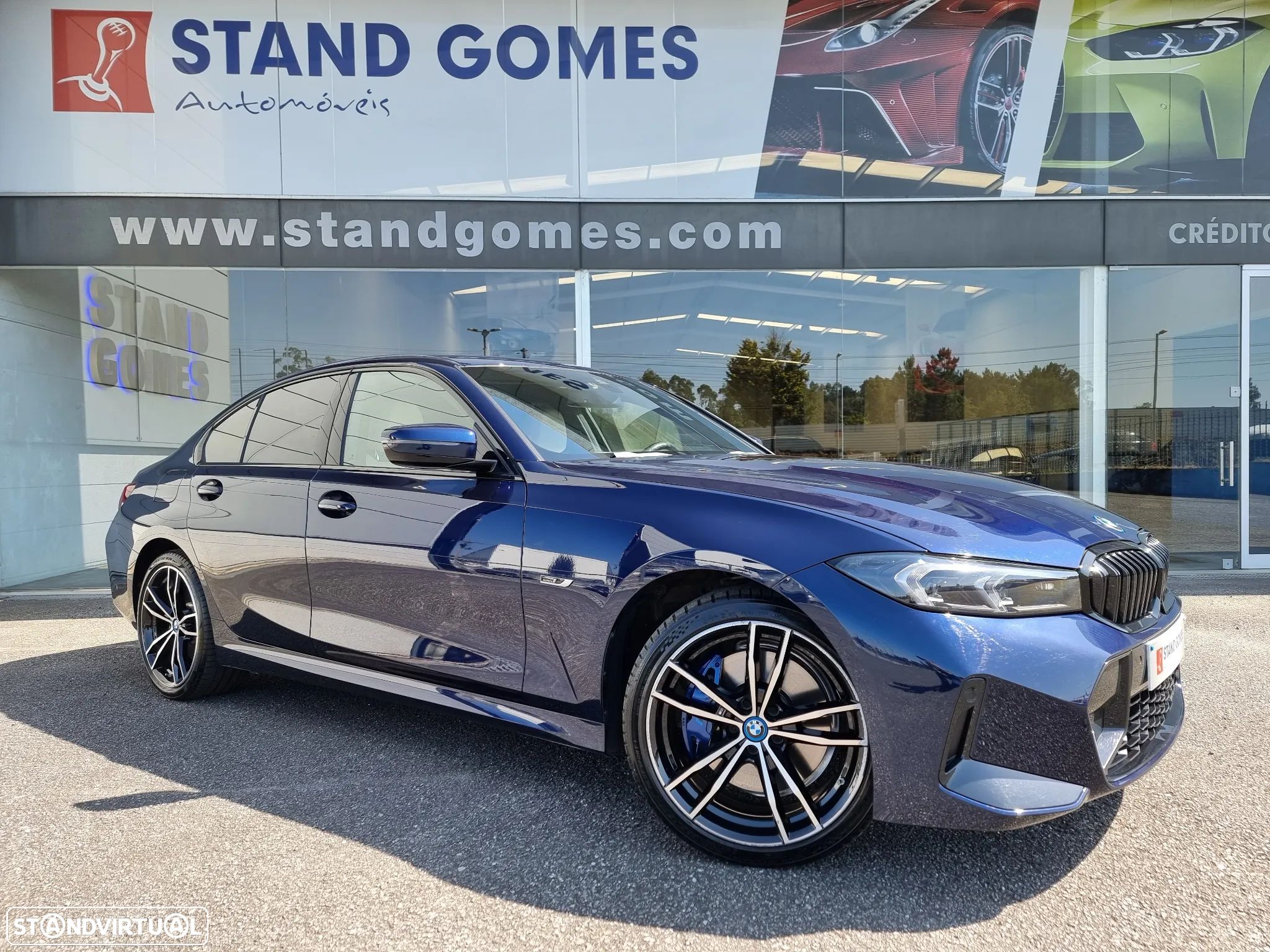 BMW 330 e Pack Desportivo M Auto - 1