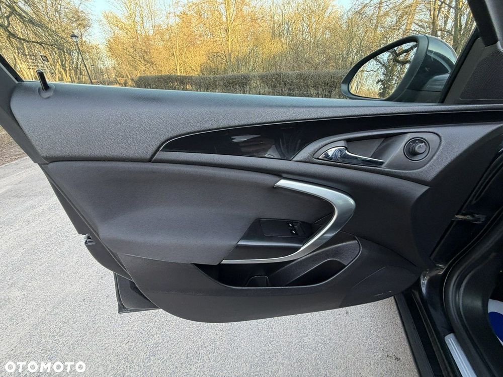 Opel Insignia - 19