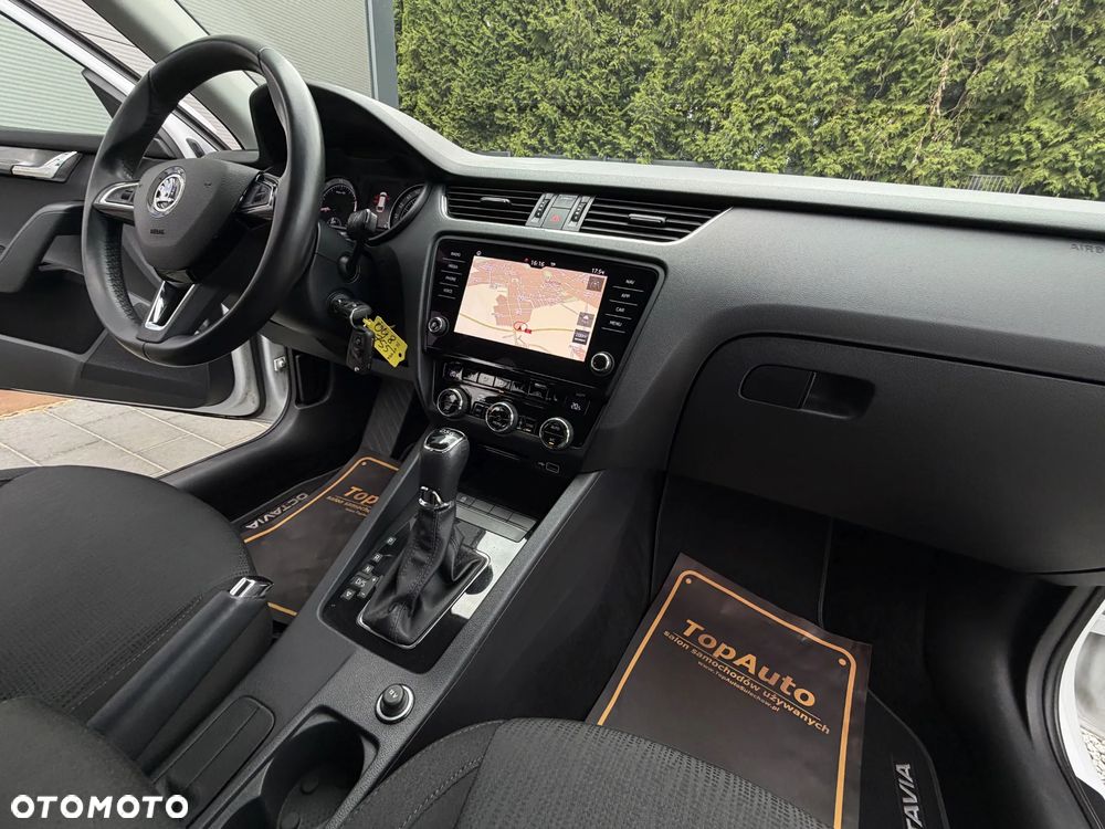 Skoda Octavia 1.5 TSI ACT DSG Ambition - 17