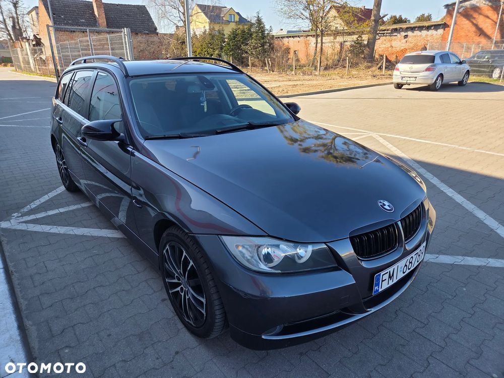 BMW Seria 3 - 27