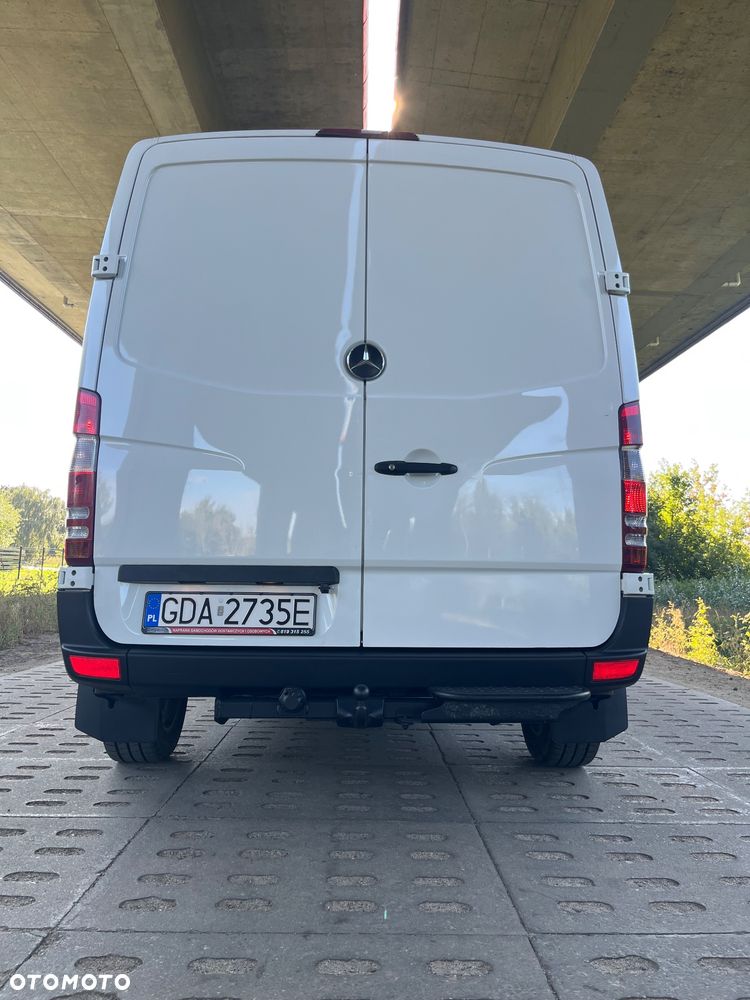 Mercedes-Benz Sprinter - 21