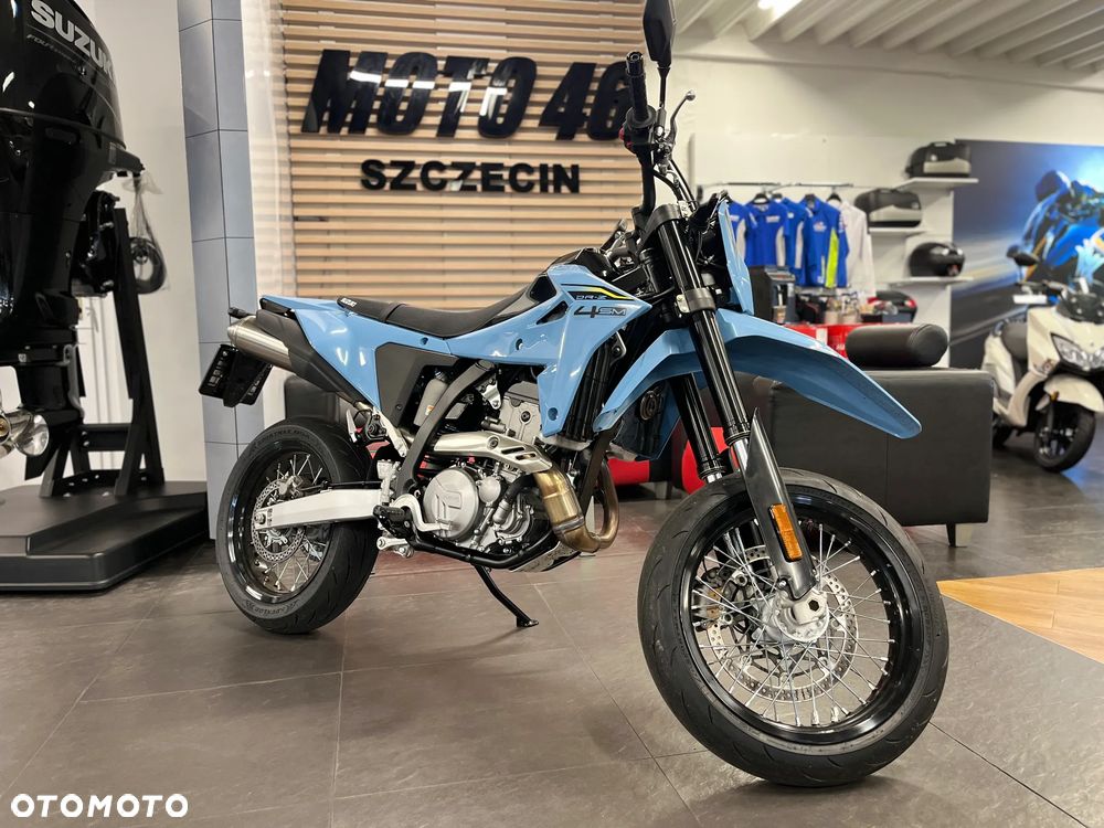 Suzuki DR-Z - 4