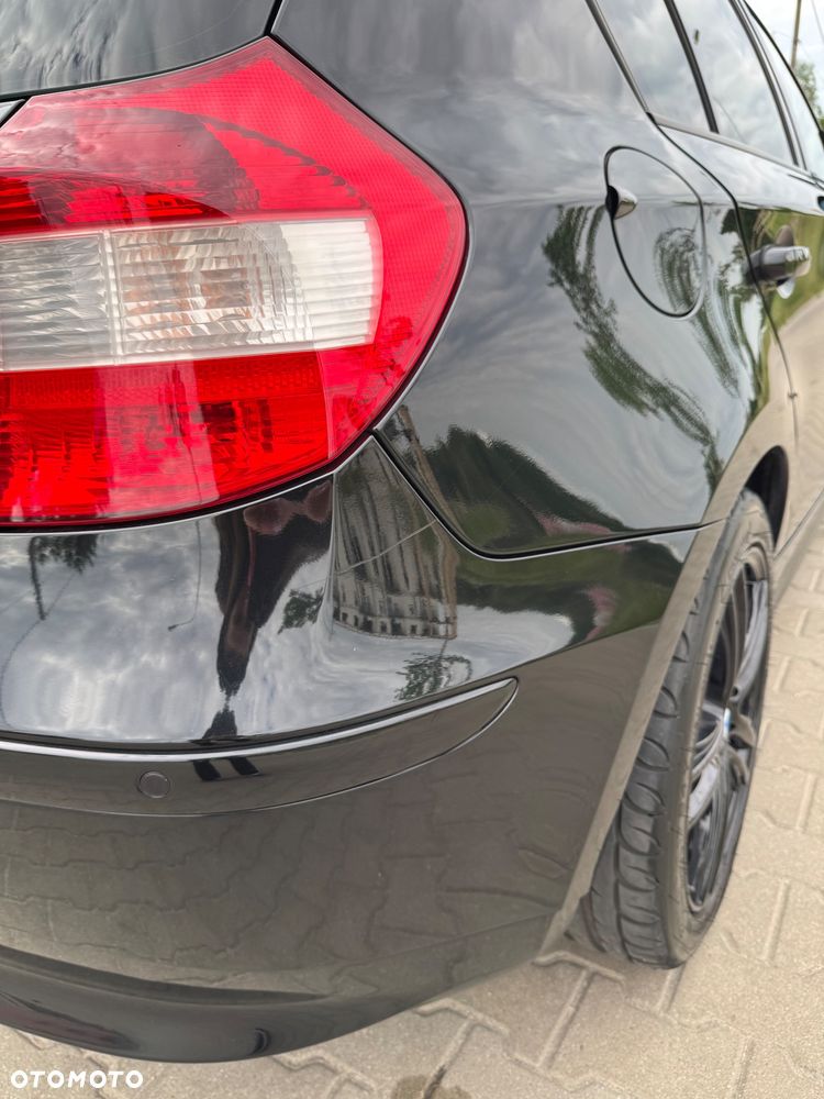 BMW Seria 1 120i - 10