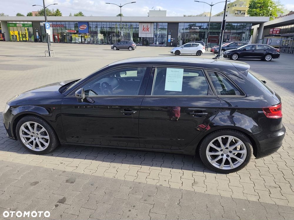 Audi A3 Sportback 1.8 TFSI Ambiente - 9