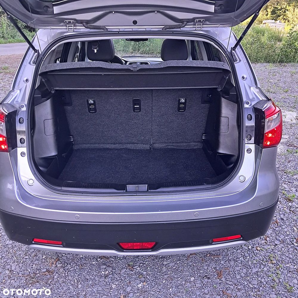 Suzuki SX4 S-Cross 1.6 VVT CVT 4x4 Comfort+ - 23