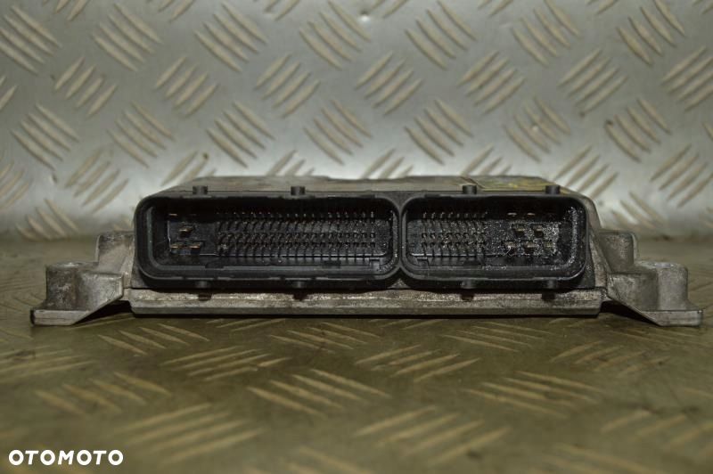 Komputer sterownik silnika Fiat Stilo 0281011420 - 1