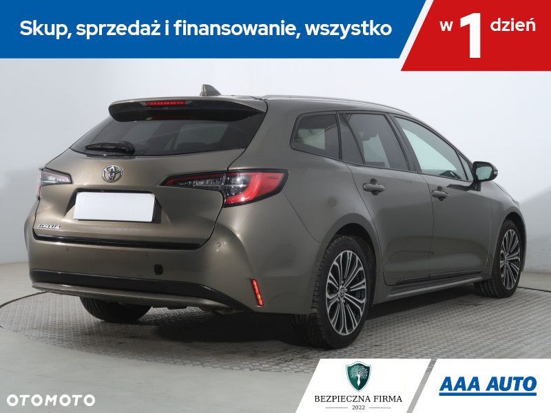 Toyota Corolla - 6