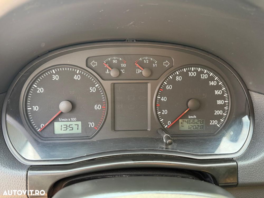 Volkswagen Polo 1.2 - 8