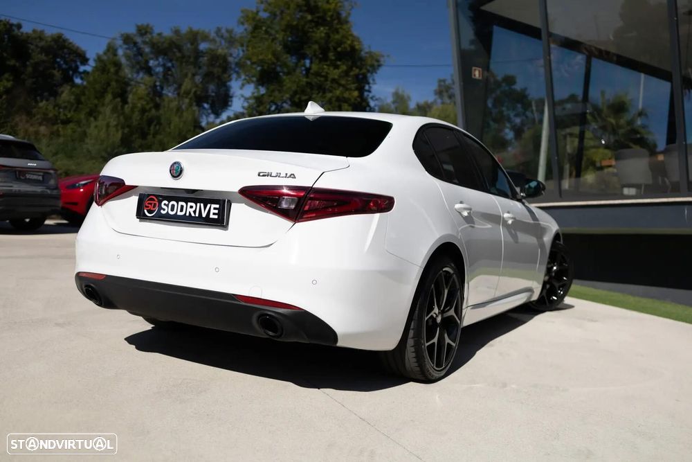 Alfa Romeo Giulia 2.2 D Super AT8 - 30