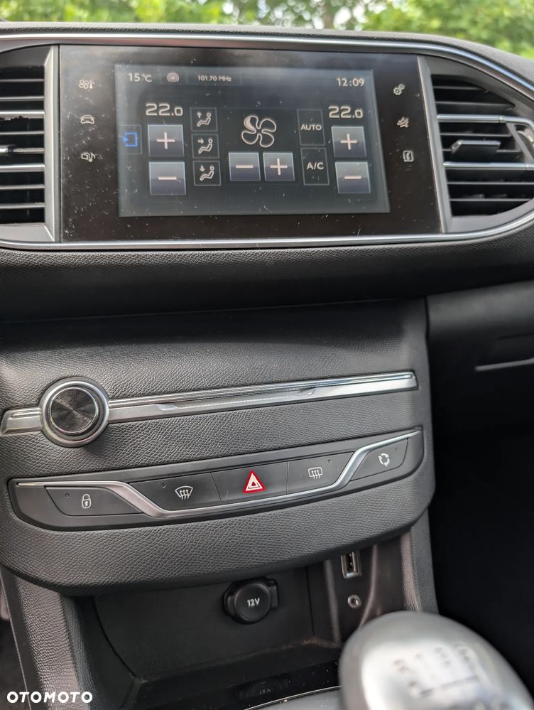 Peugeot 308 1.6 THP Access - 9