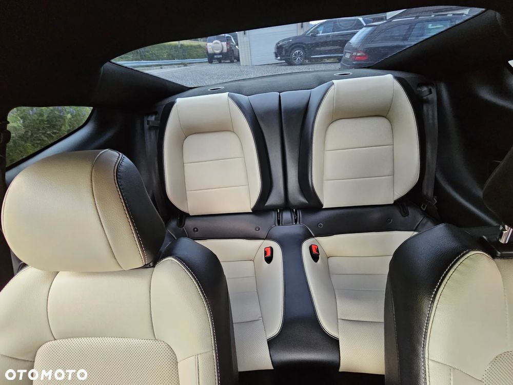 Ford Mustang 2.3 EcoBoost - 16