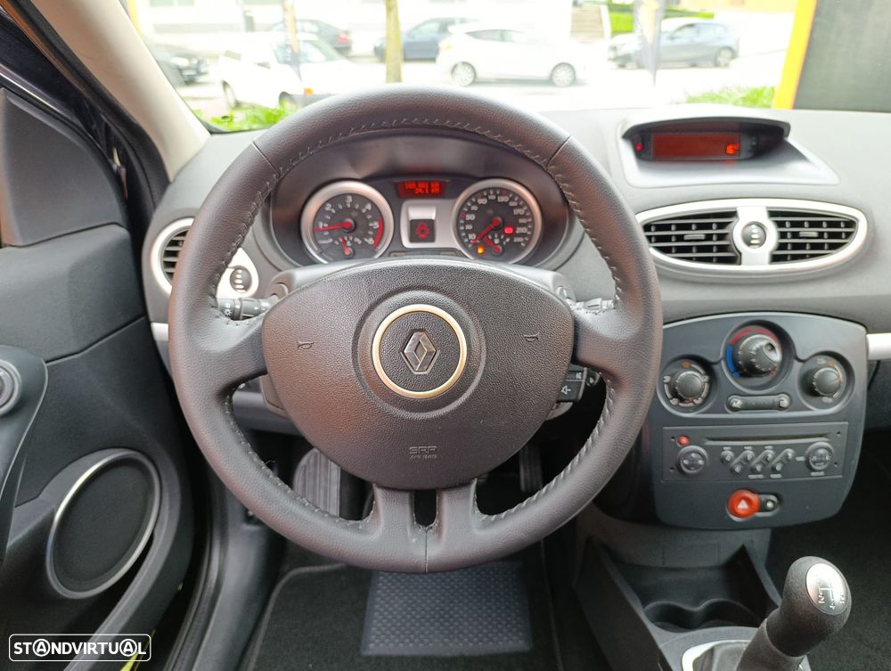 Renault Clio 1.5 DCI Dinamique - 9
