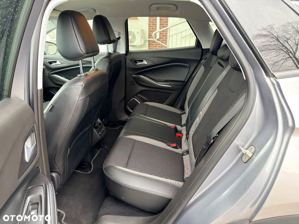 Opel Grandland X 1.2 T Ultimate S&S - 33