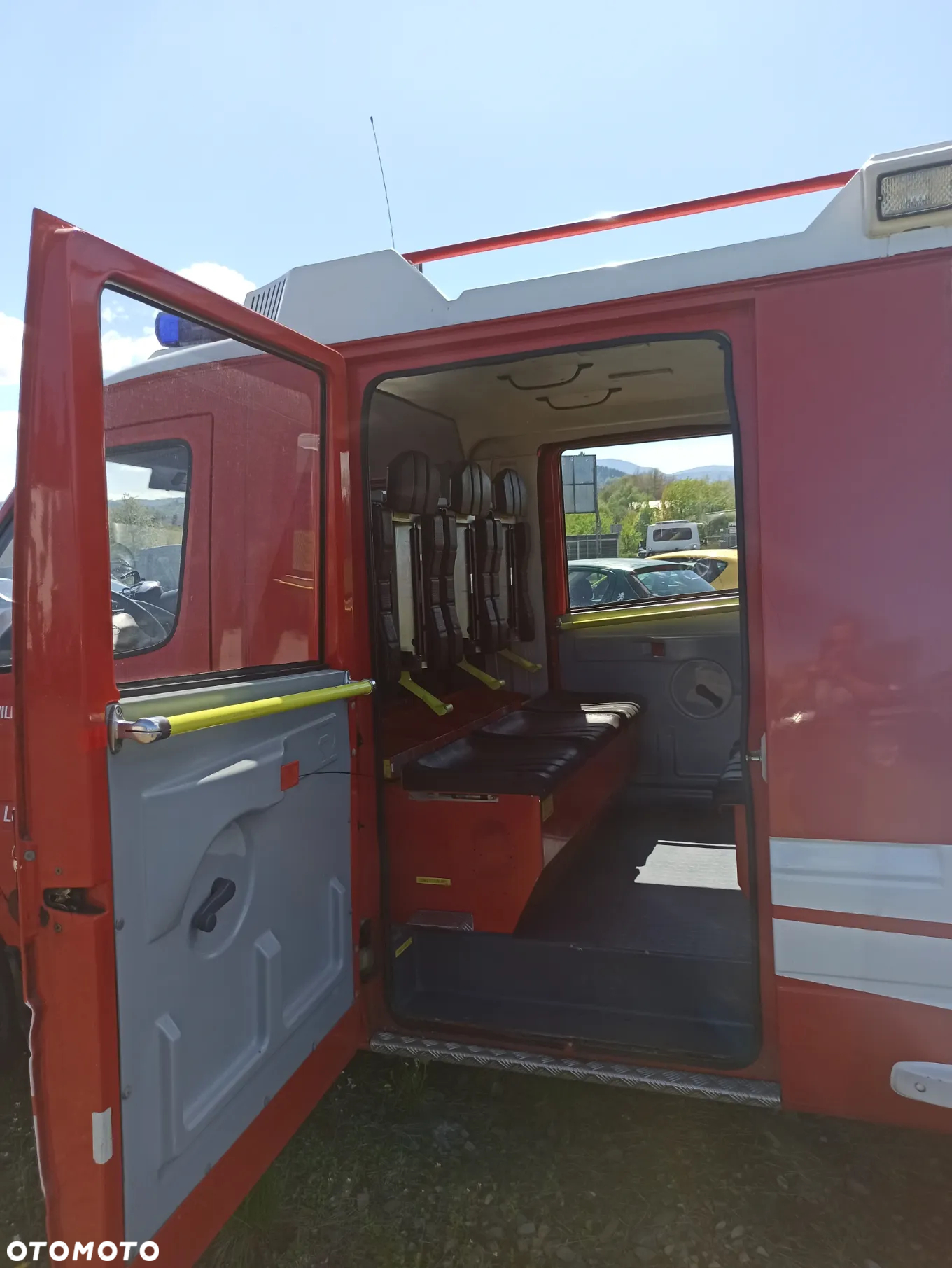 Mercedes-Benz Sprinter - 23