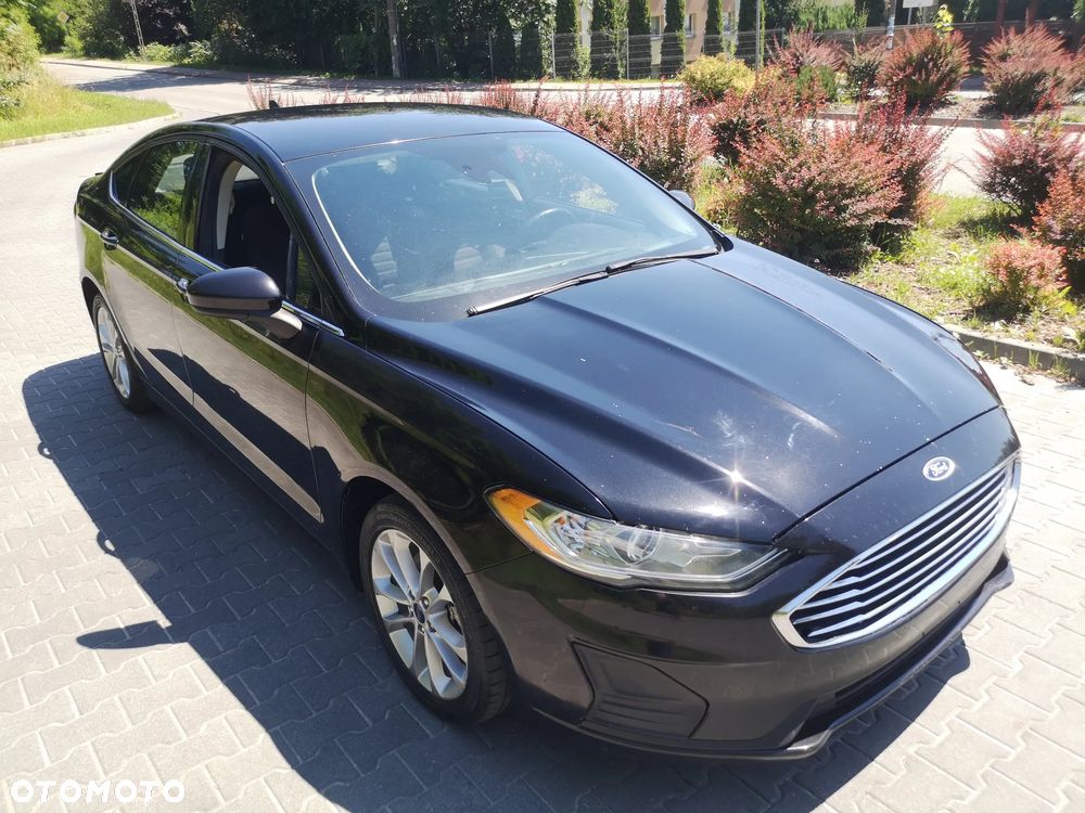 Ford Fusion - 12