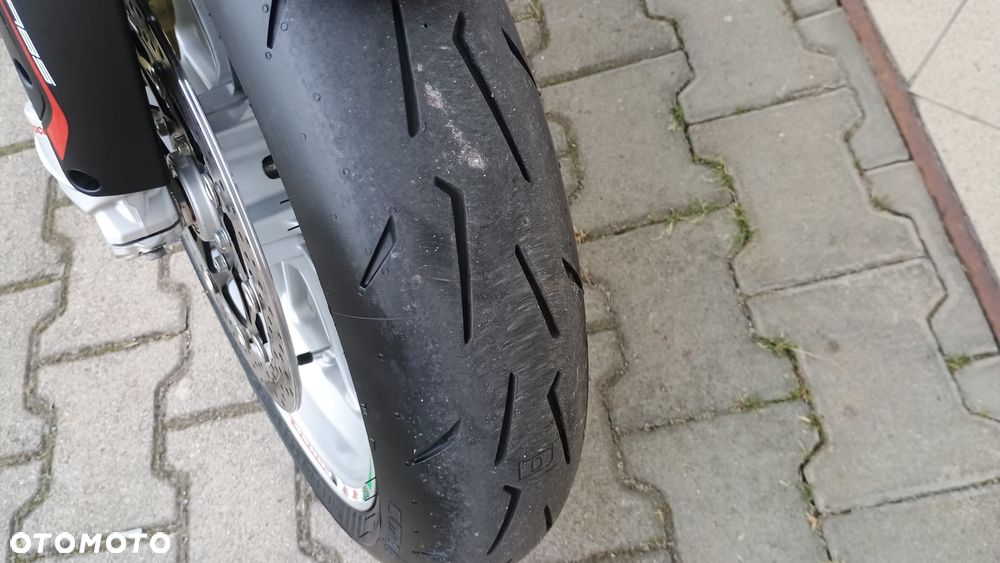 MV AGUSTA Brutale - 7