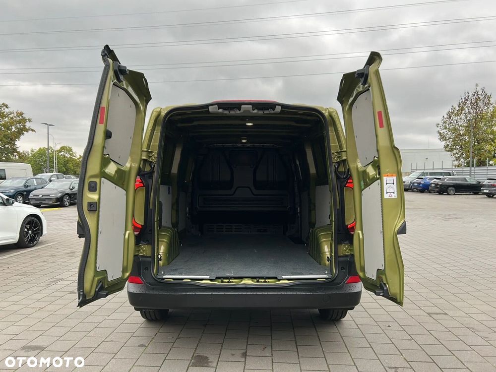 Volkswagen Transporter T7 PanAmericana FORMOTION 4x4/Furgon (L2) AUTOMAT, 2.0 TDI 170KM, r.o. 3500 mm - 28