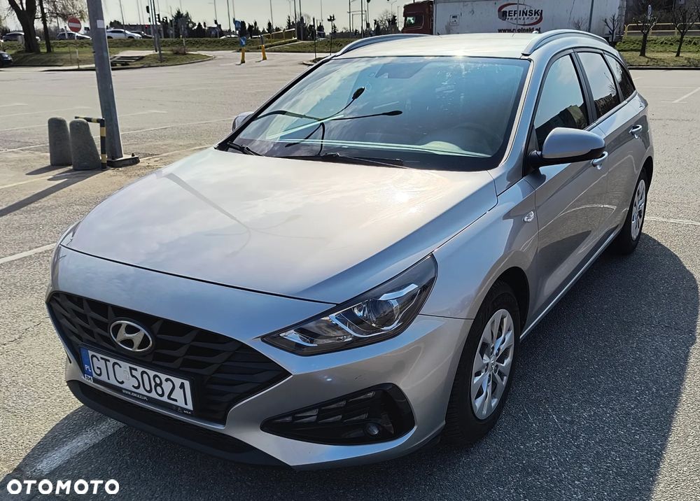 Hyundai i30 1.6 D Classic + - 22
