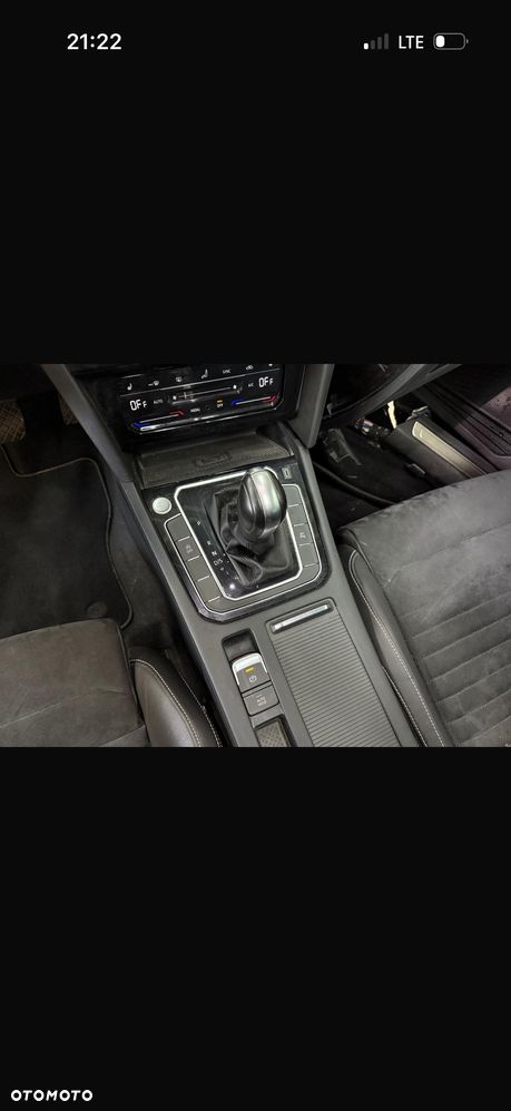 Volkswagen Passat 2.0 TDI SCR DSG 4Motion Elegance - 16