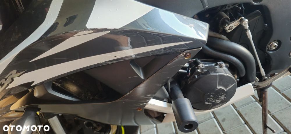 Honda CBR - 7