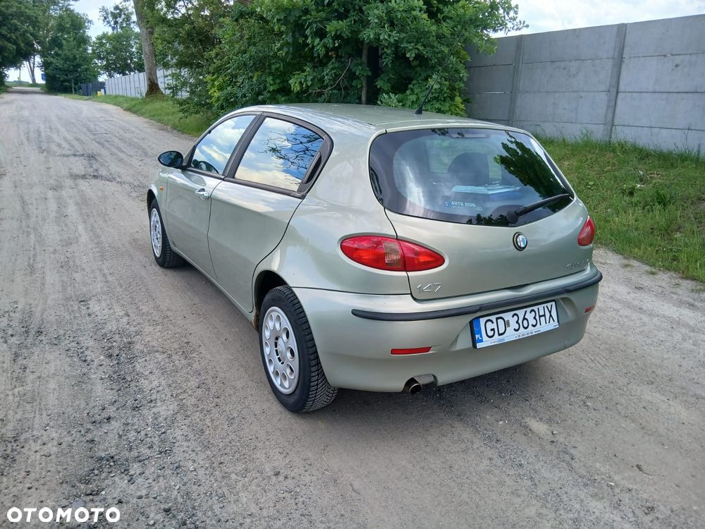 Alfa Romeo 147 1.6 Twin Spark Impression - 10