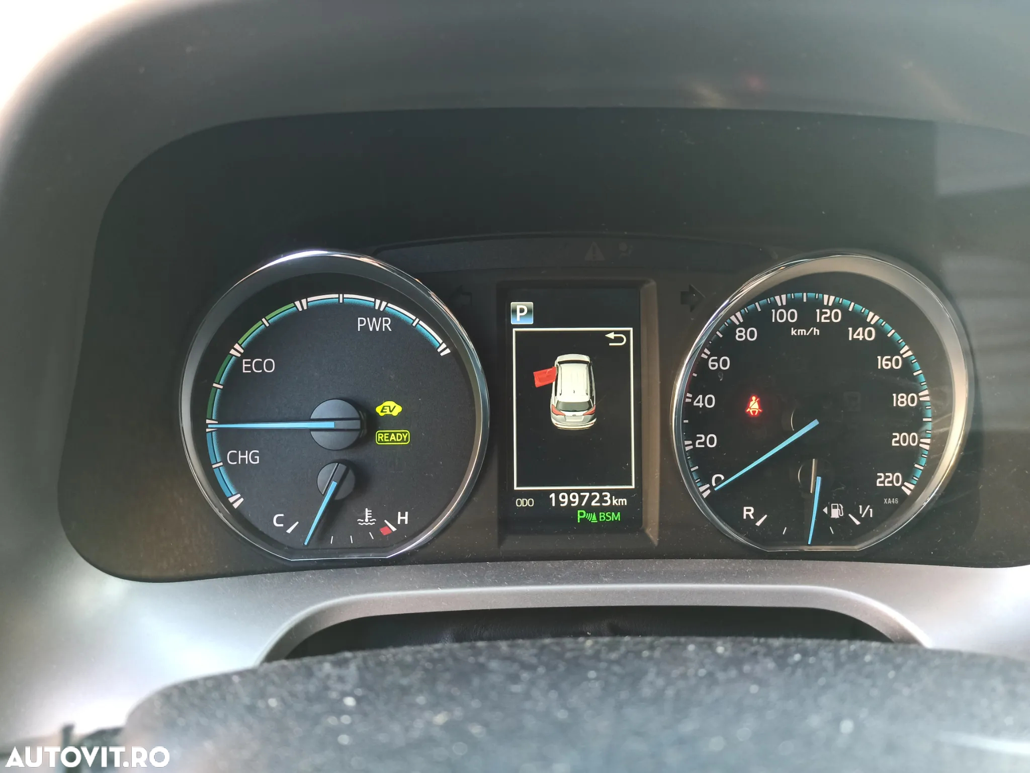 Toyota RAV4 - 9